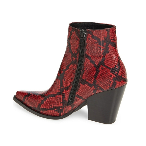 Edgy Bold Jeffrey Campbell Snake Print Booties - Picture 5 of 7